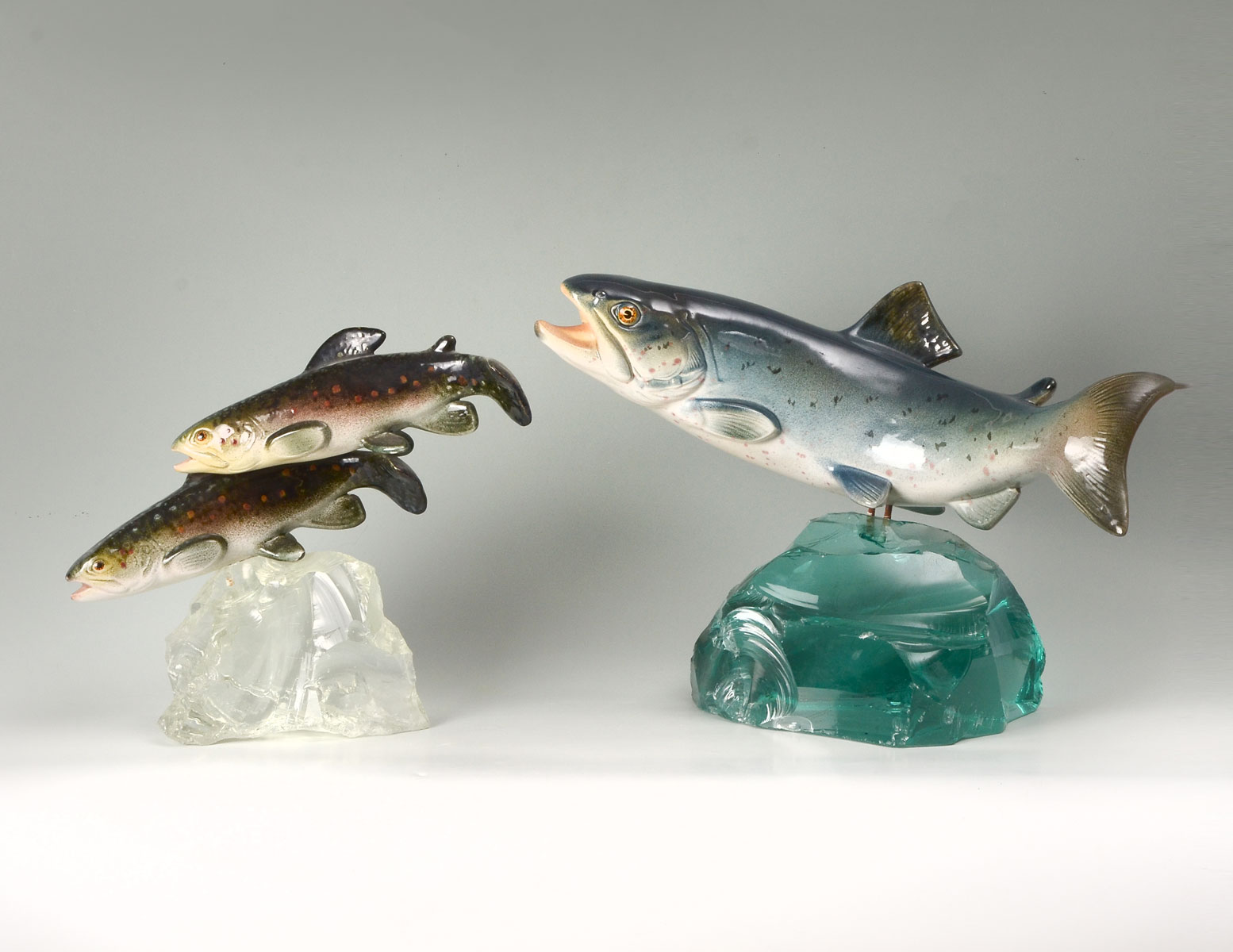 2 FRENCH PORCELAIN FISH ON GLASS 27764a