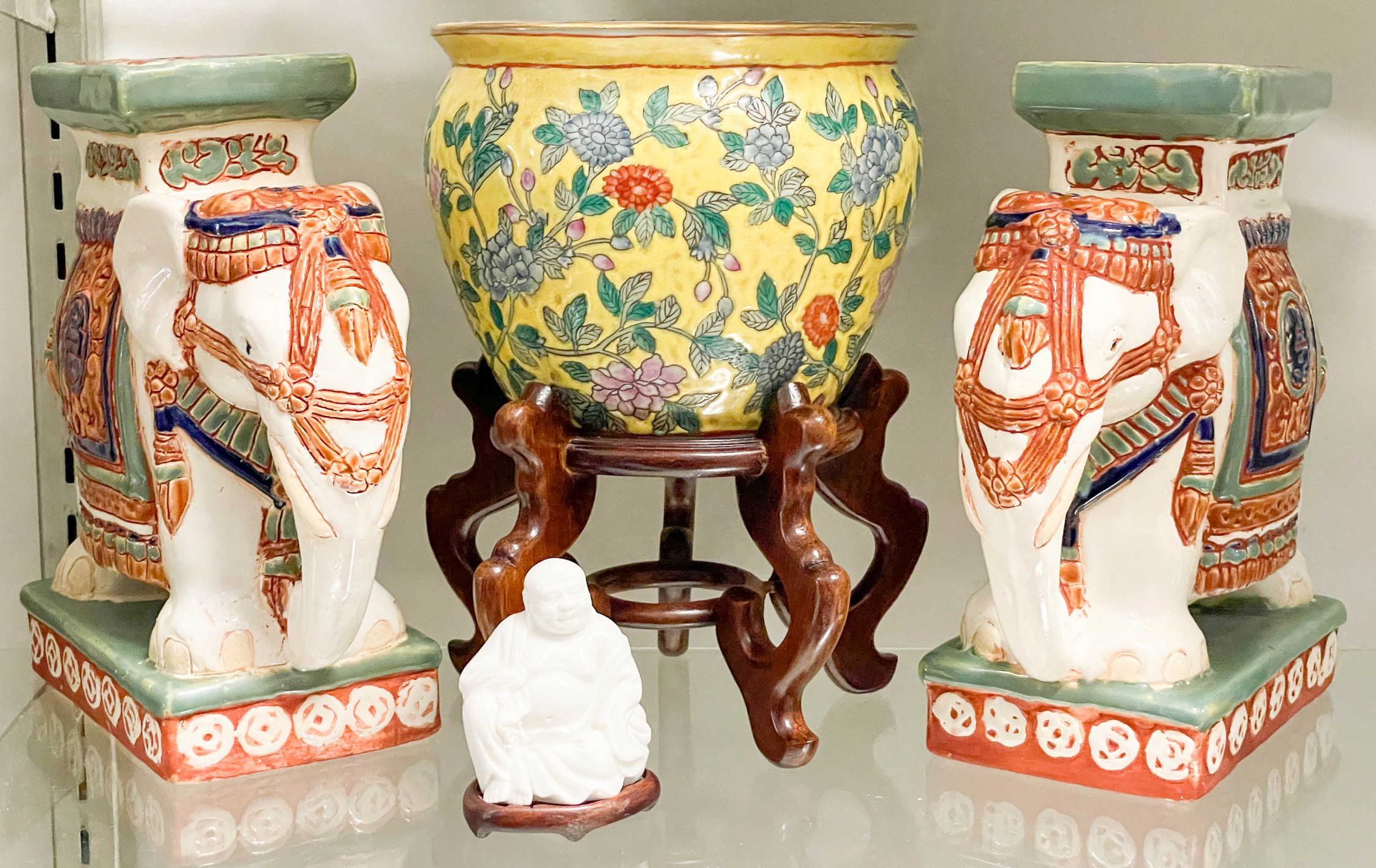 (4) Chinese porcelain items, c/o