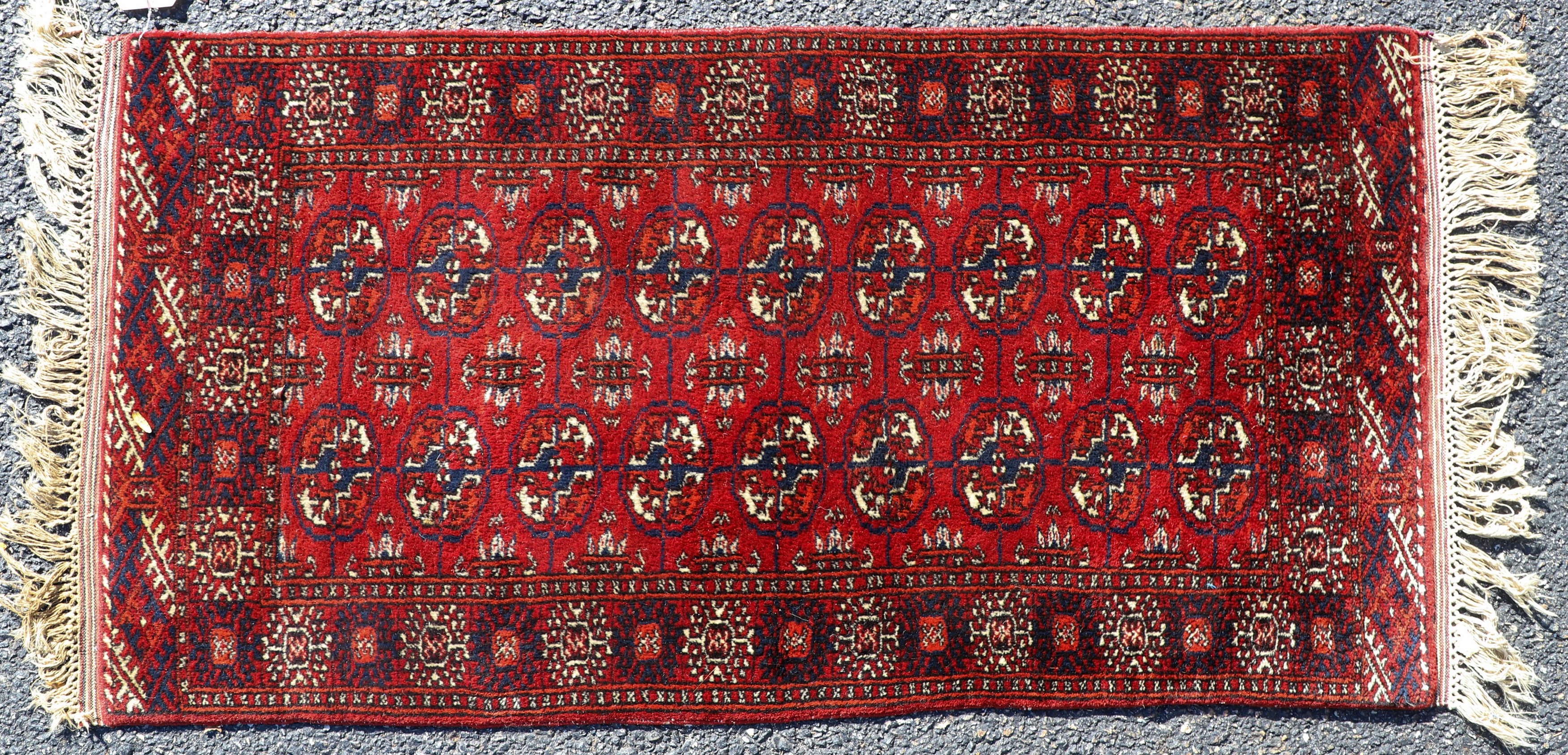 2 1 X 4 1 Pakistan Bokara Rug  2781bf