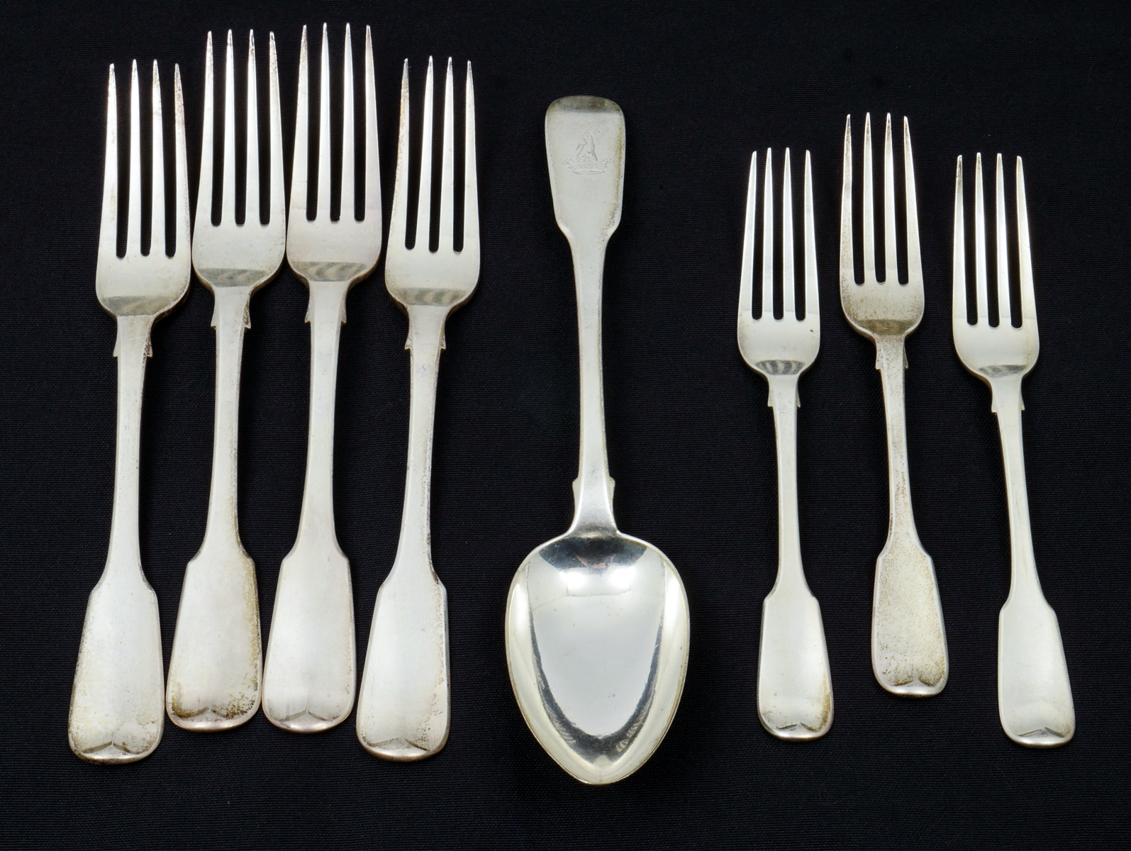 EARLY 19TH C. ENGLISH SILVER FLATWARE: