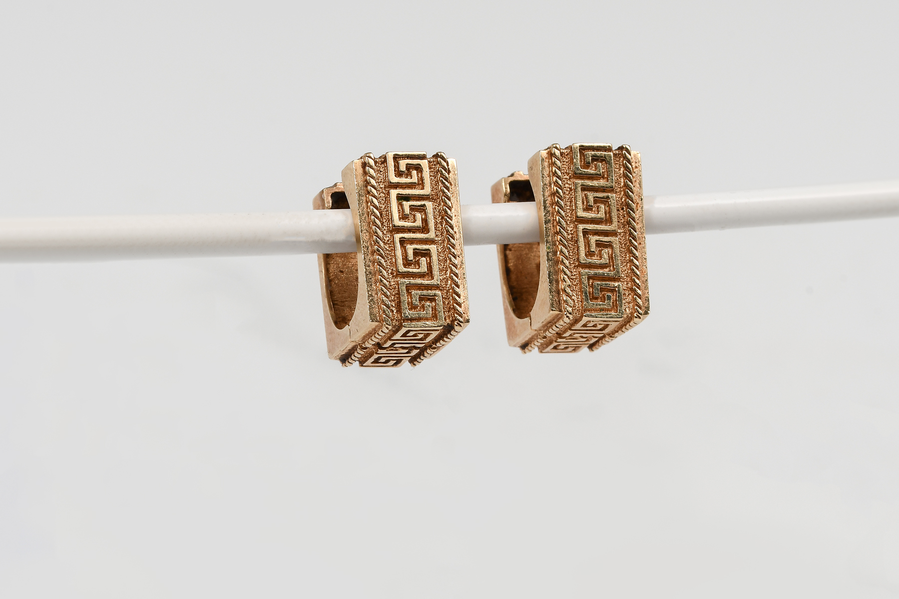 14K GREEK KEY EARRINGS: Pair of