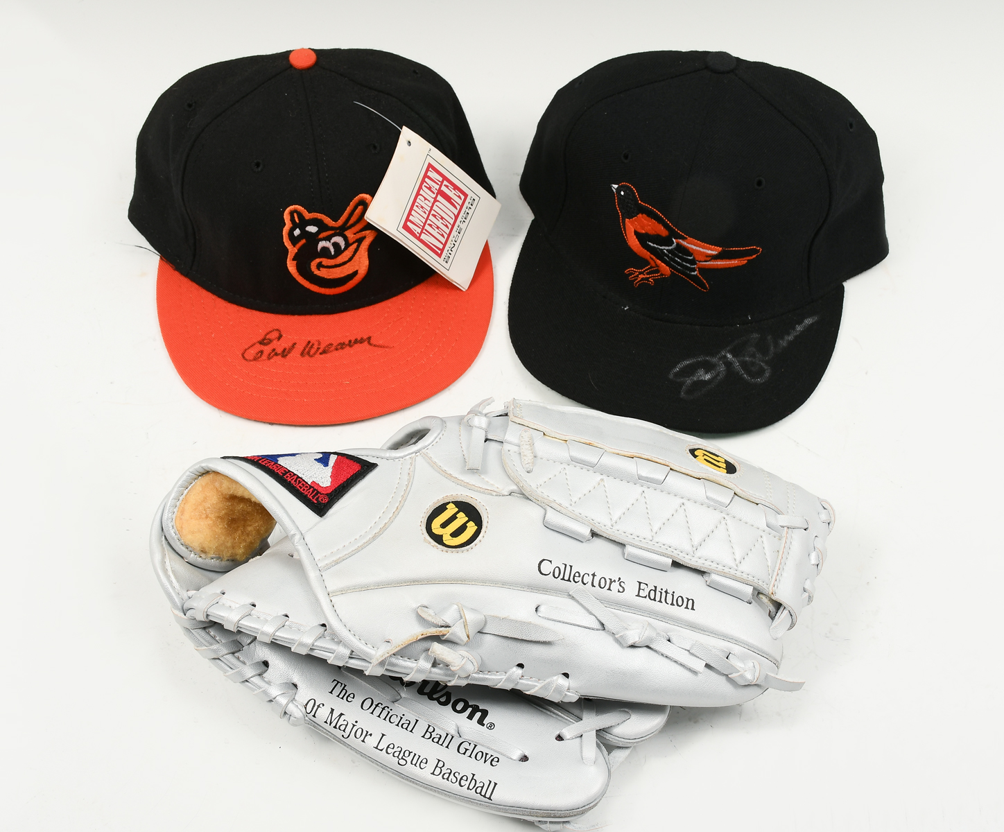THREE PIECE BALTIMORE ORIOLE AUTOGRAPHED 2763db