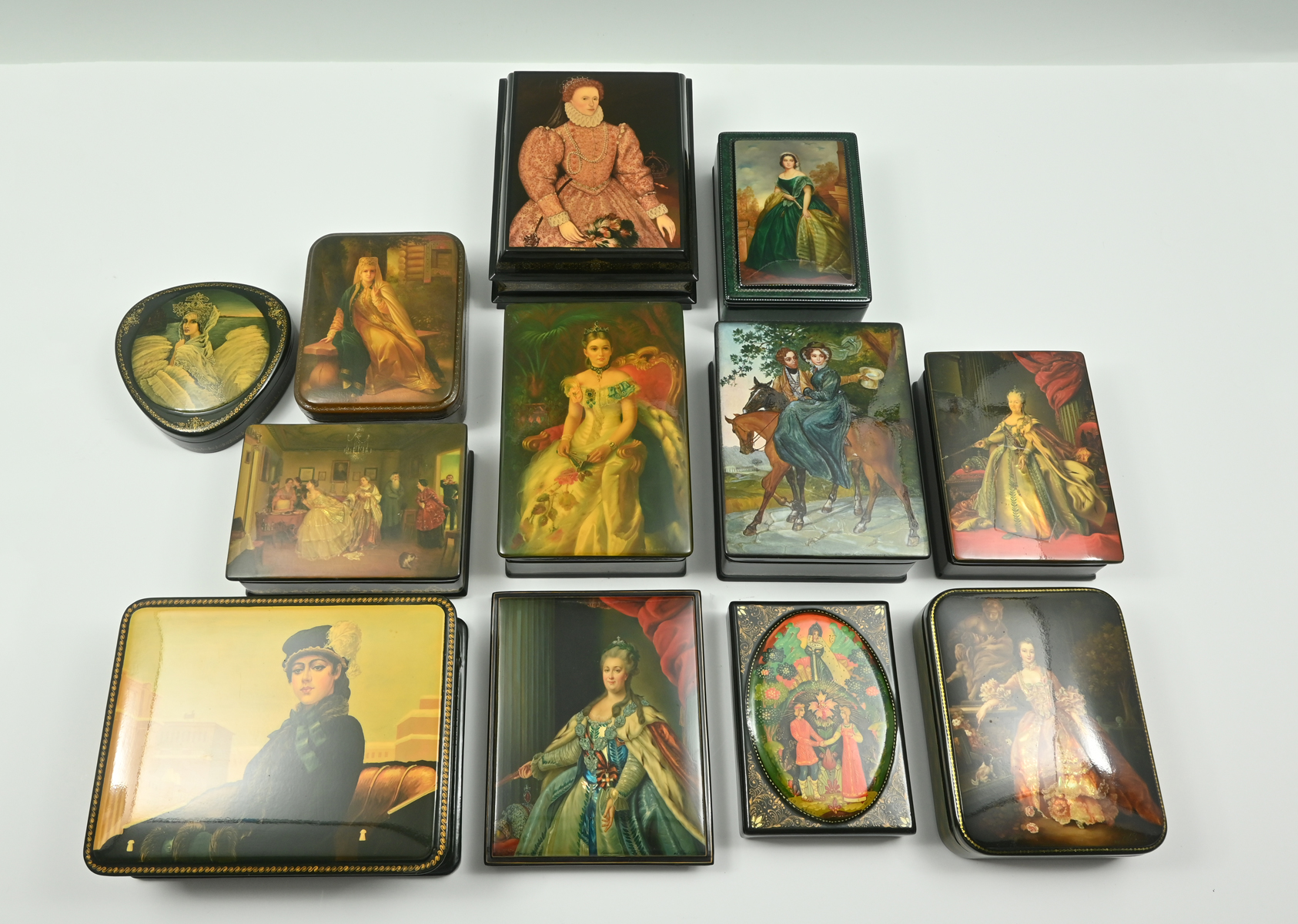 12PC. LACQUER BOX COLLECTION: Mostly