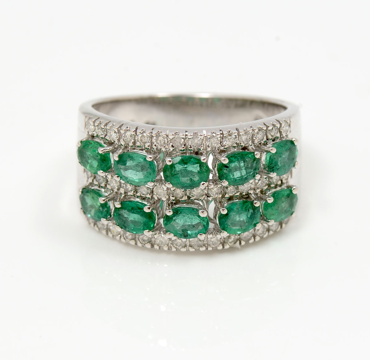 14K EMERALD & DIAMOND RING: 10