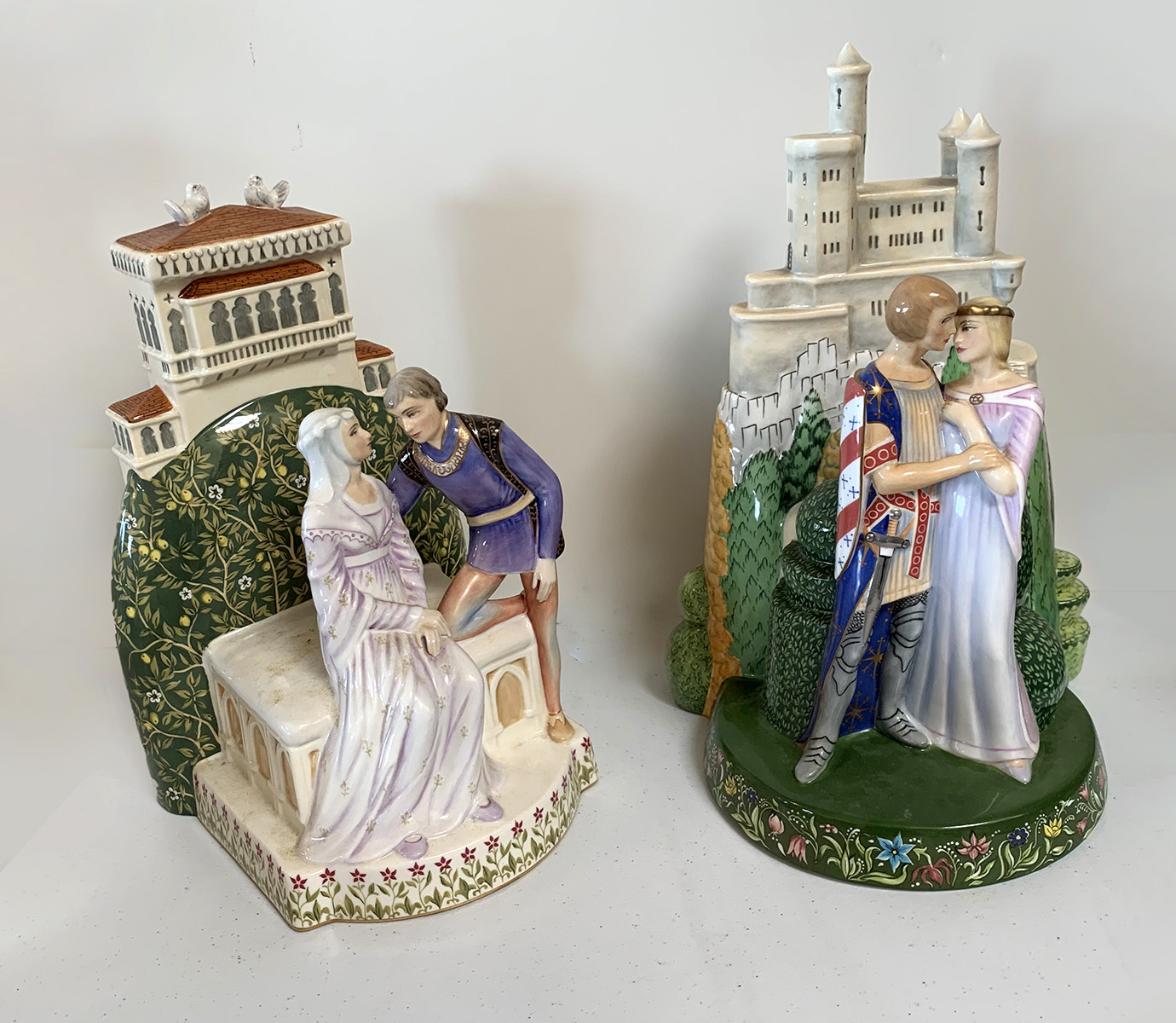 2 ROYAL DOULTON GREAT LOVERS GROUPINGS  276cf1