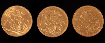 Three gold sovereigns, 1903, (P), 1904