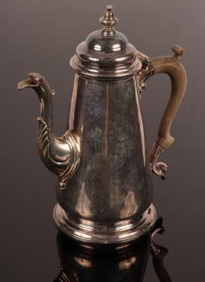 A George II silver coffee pot  2795f8