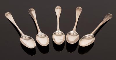 Five George I silver rat tail teaspoons  27961c