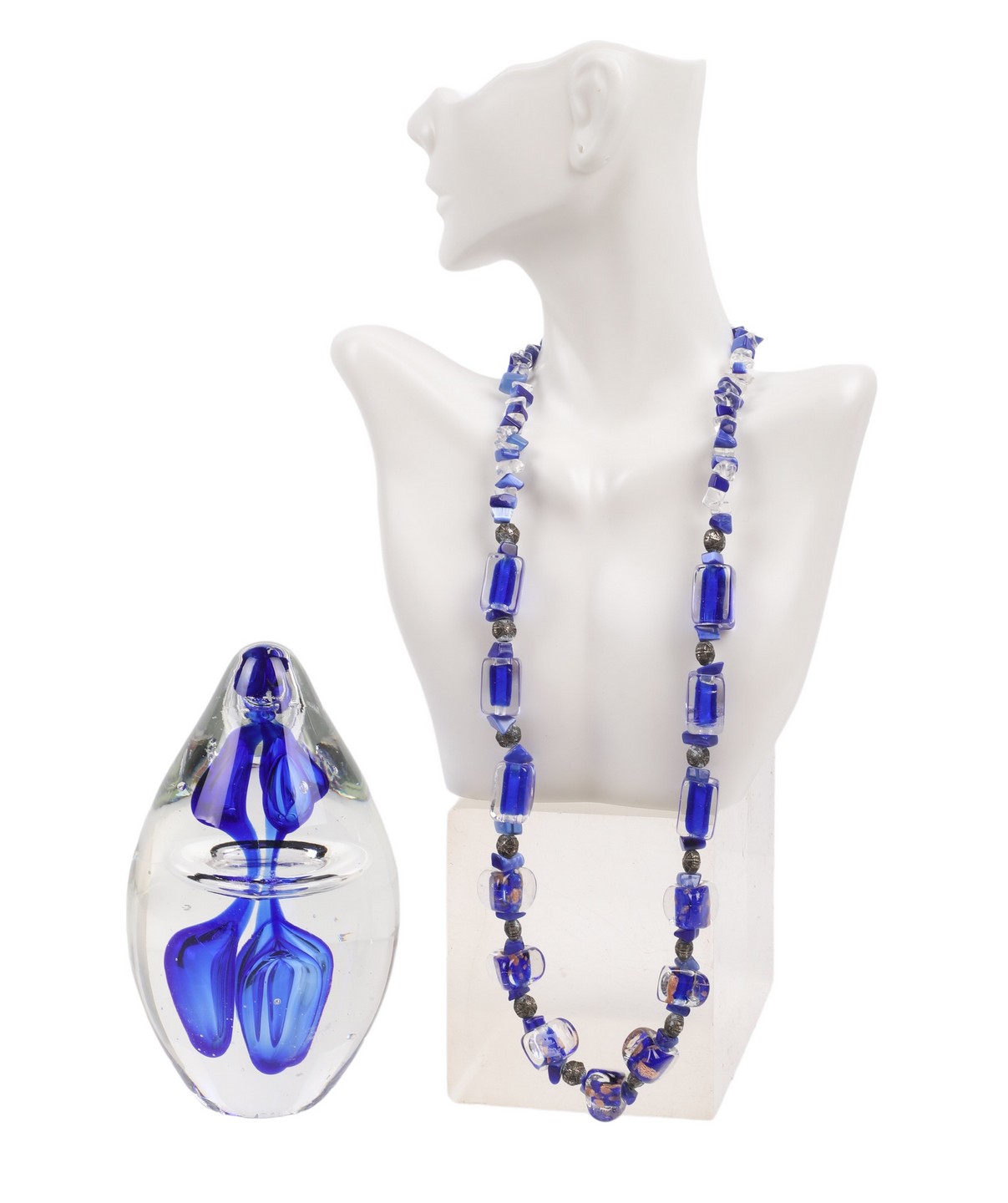 Murano glass necklace and weight