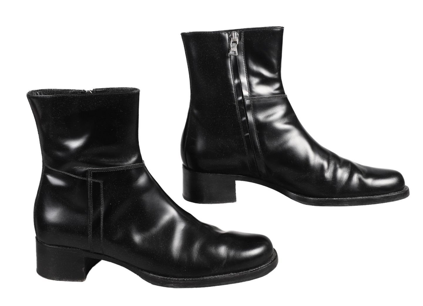 Ladies Prada black leather boots  27a683