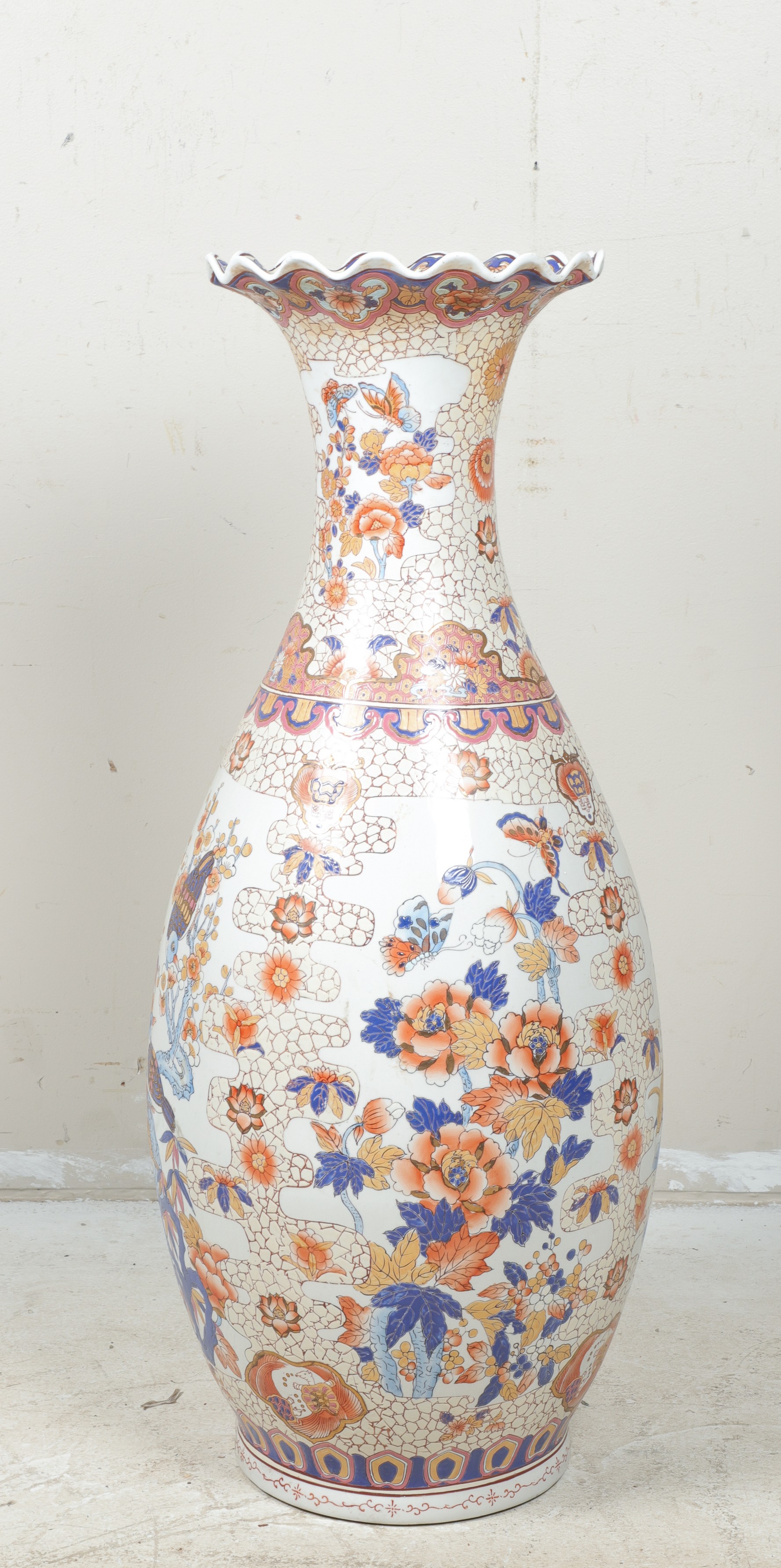 Chinese porcelain palace vase  27a781