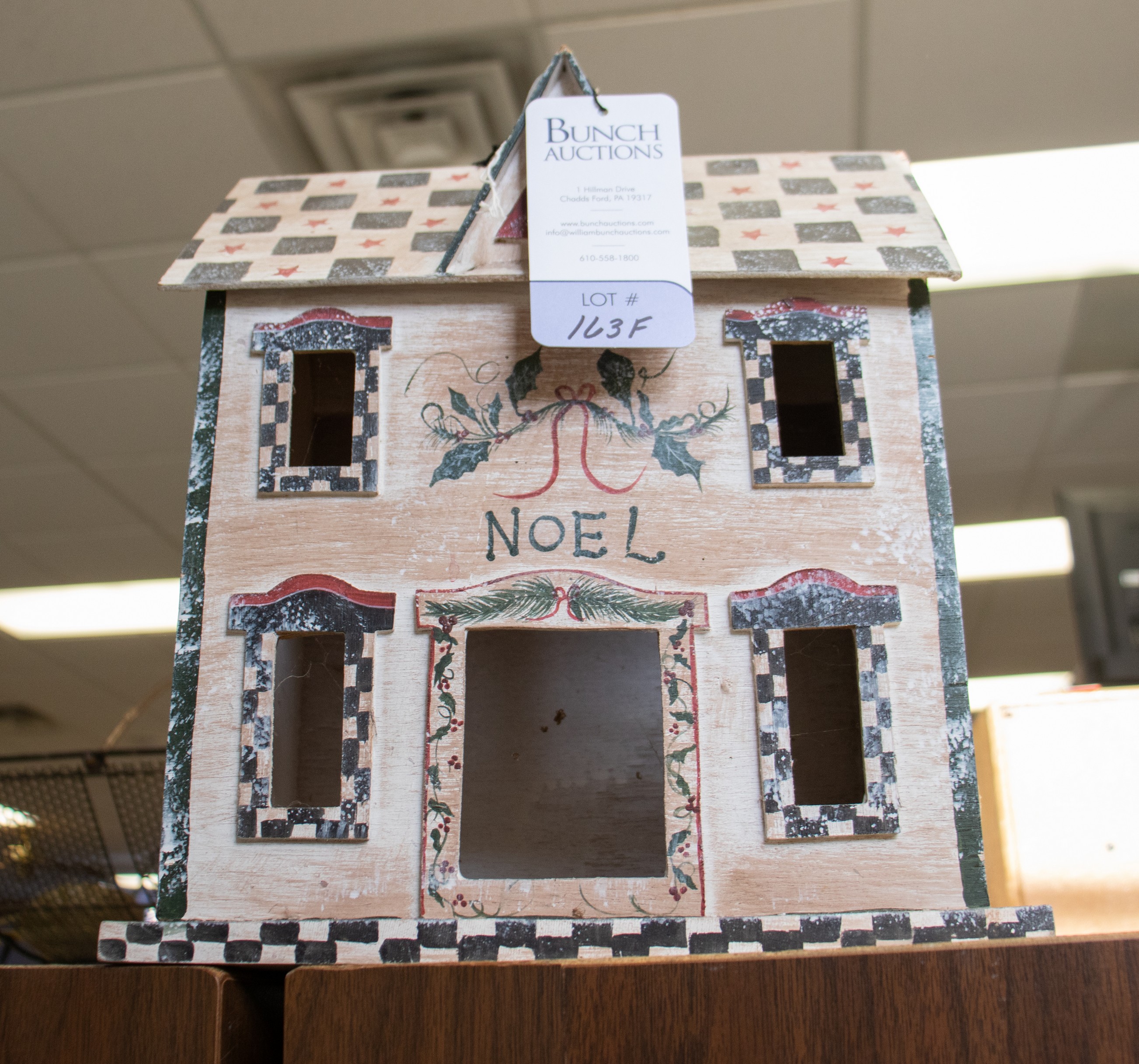 Christmas birdhouse, Mills River Collectables,
