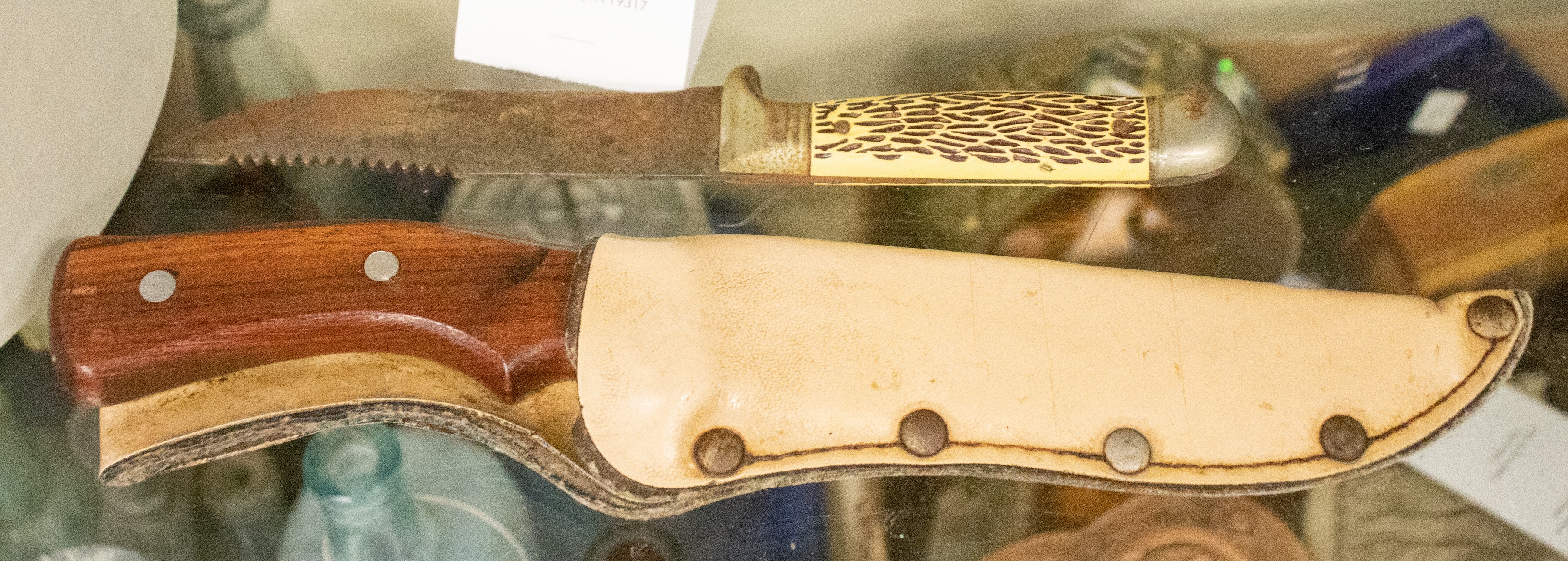 (2) Hunting knives, c/o Sir Lawrence