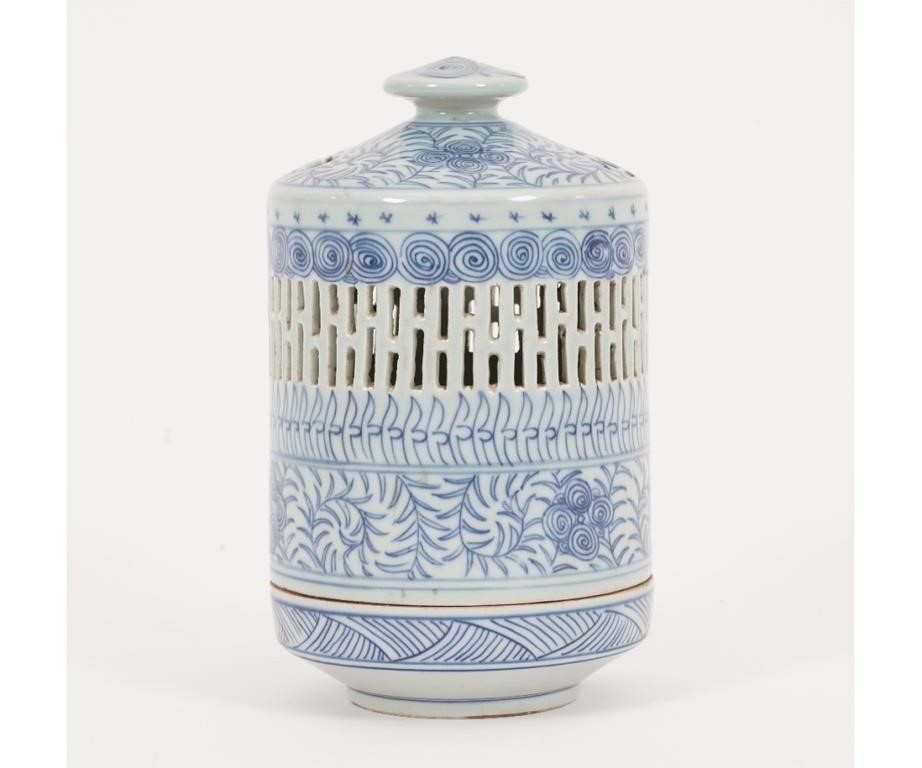 Chinese blue and white porcelain 278fc1