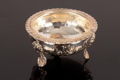 A William IV circular silver salt  279490