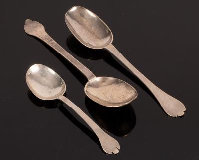 A James II trifid end silver spoon  279497