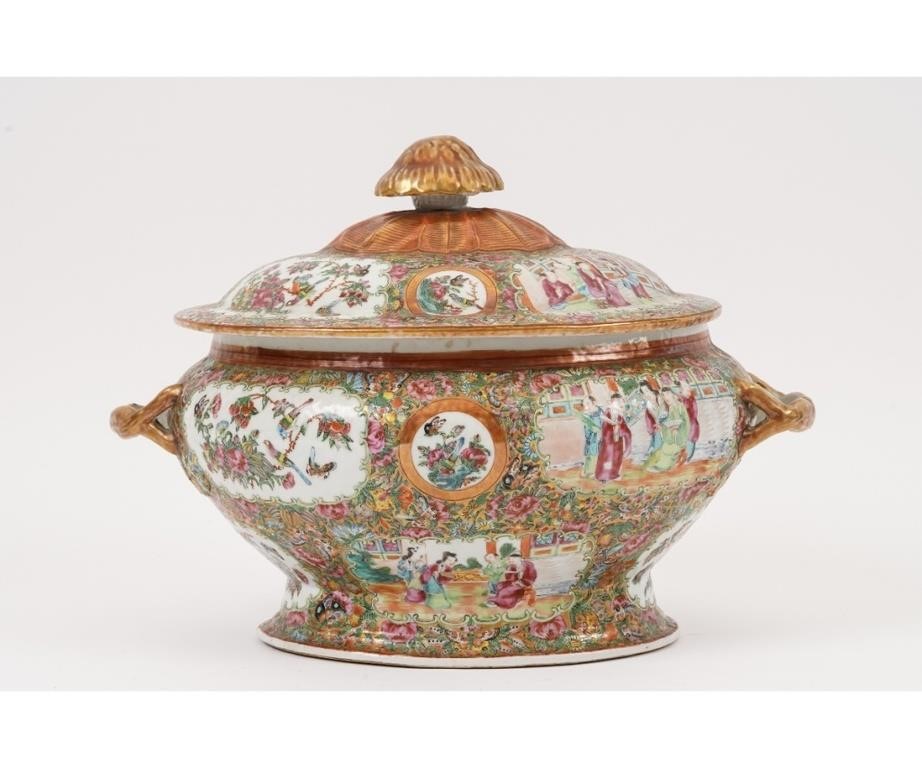 Rose Medallion porcelain tureen, circa