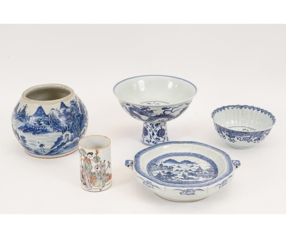 Chinese porcelain to include a 2826e9