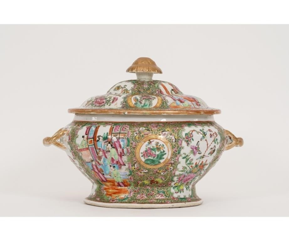 Large Rose Medallion porcelain soup