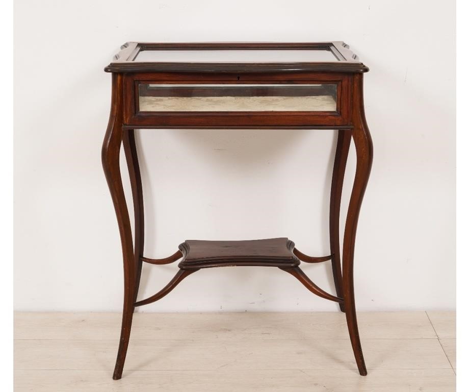 Delicate French style mahogany 28283a