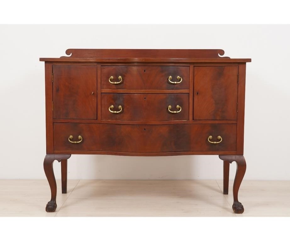 Chippendale style mahogany sideboard 282845