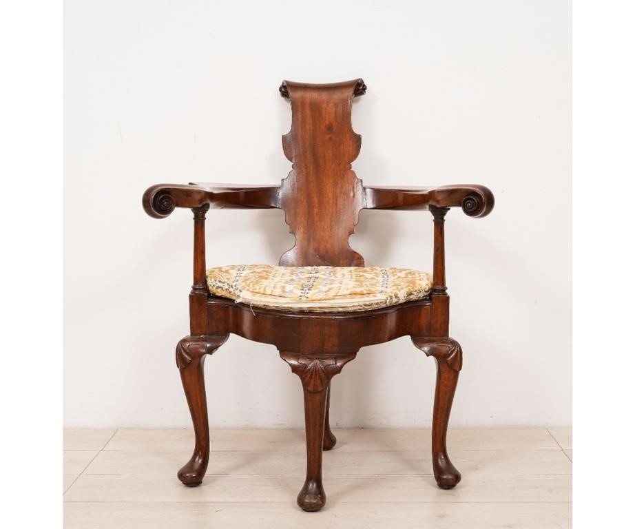 Unusual Georgian mahogany armchair  28292c