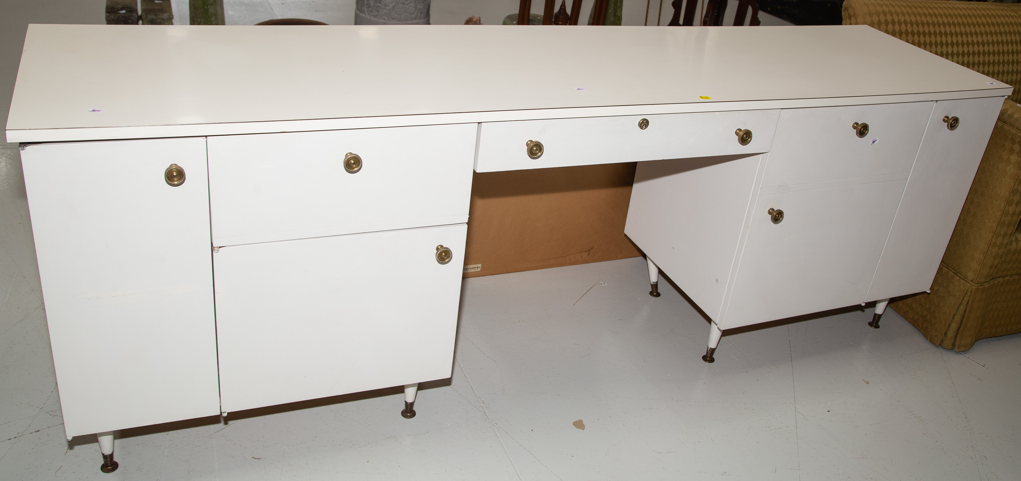 MODERN OFFICE CREDENZA 30 1 4 in  288110