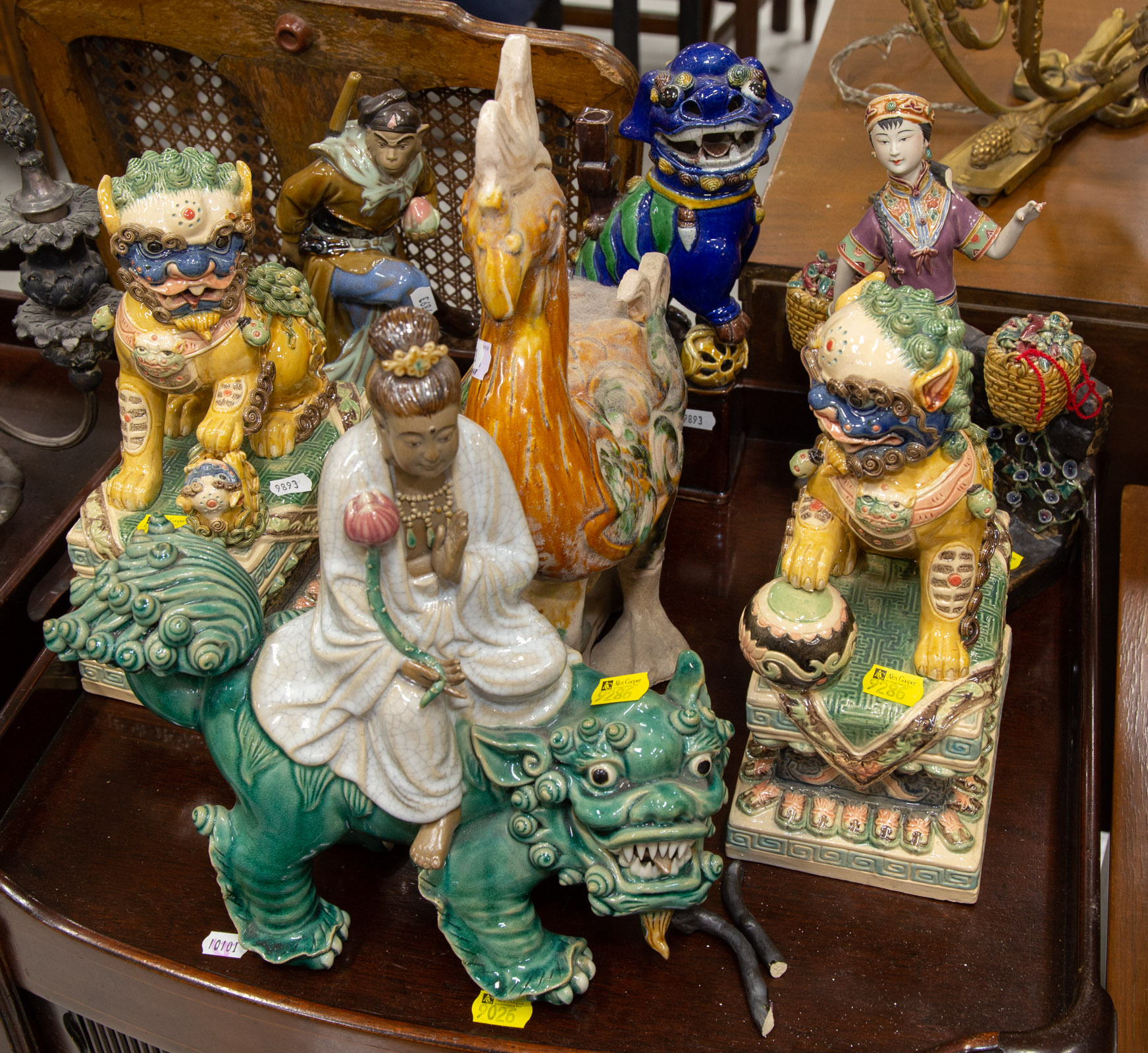 SELECTION OF CHINESE CERAMIC ITEMS 288280
