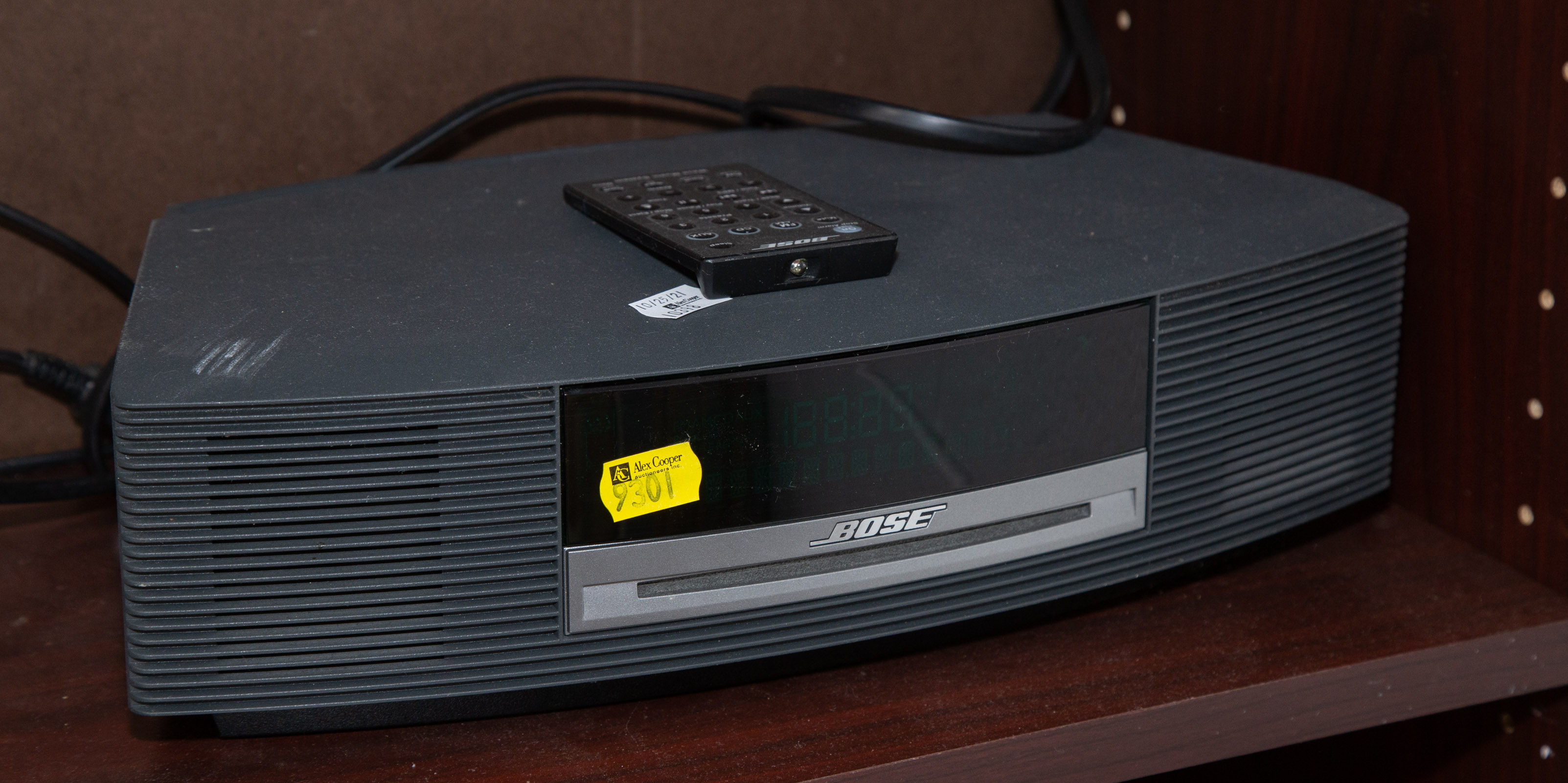 BOSE WAVE RADIO CD PLAYER With 28828d