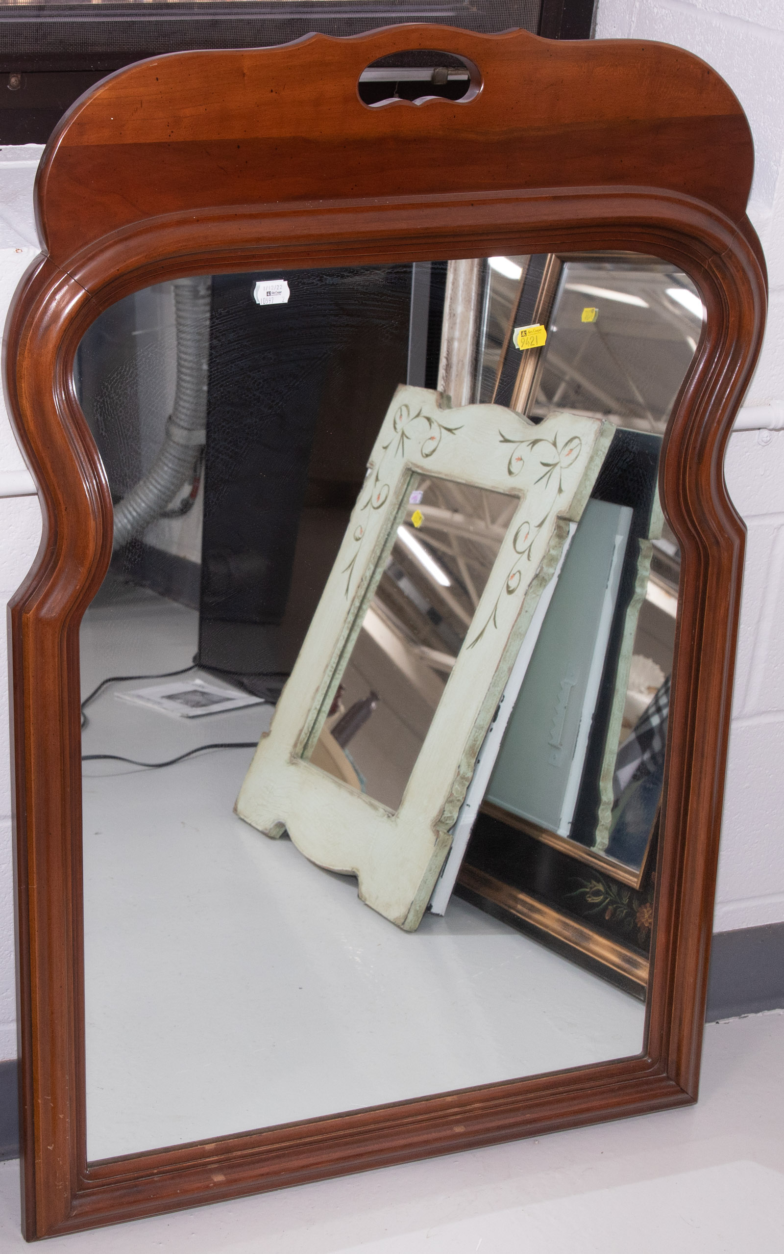 COUNTRY STYLE PINE FRAMED MIRROR