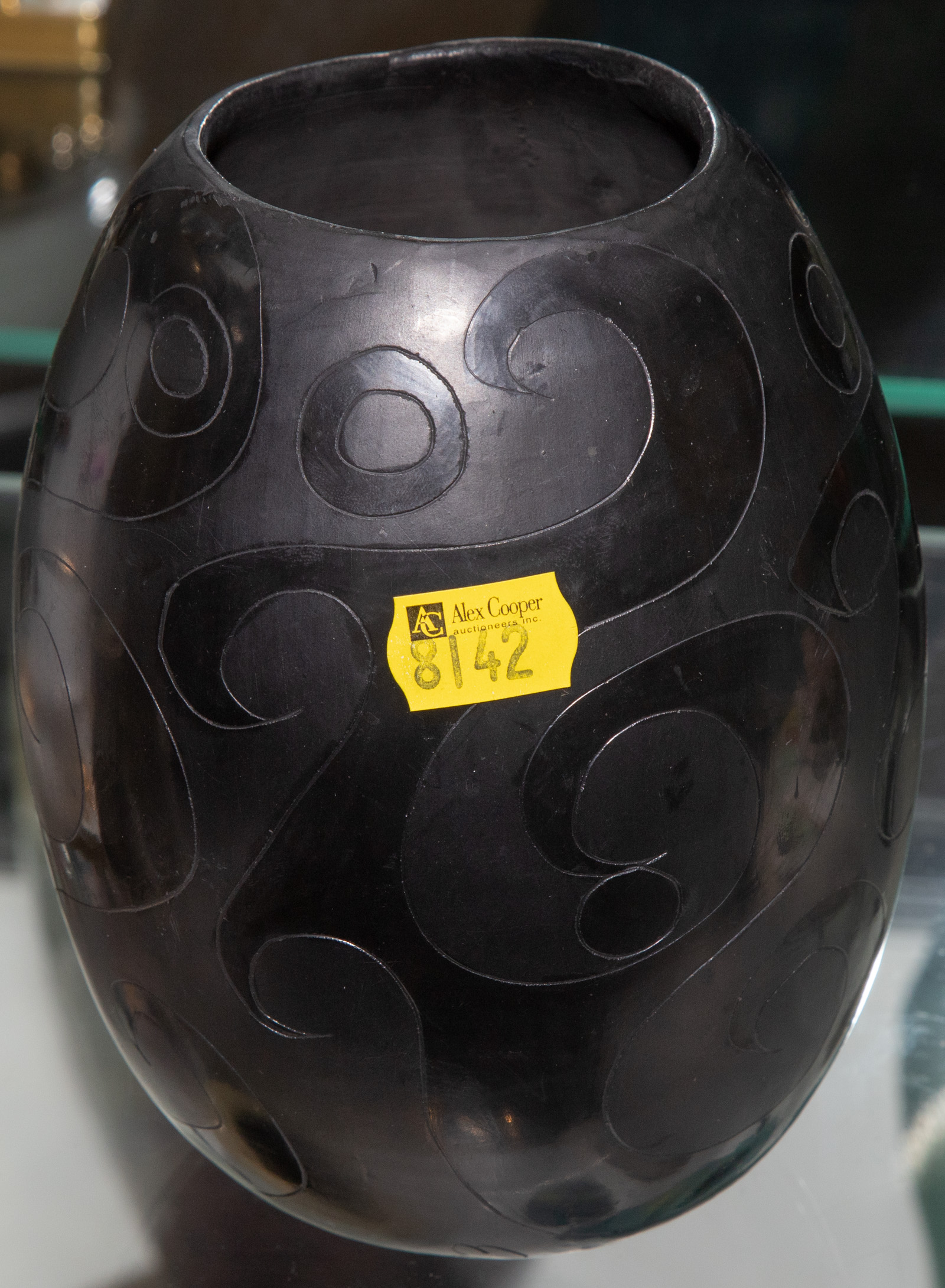 MEXICAN POTTERY VASE Illegibly 28845d