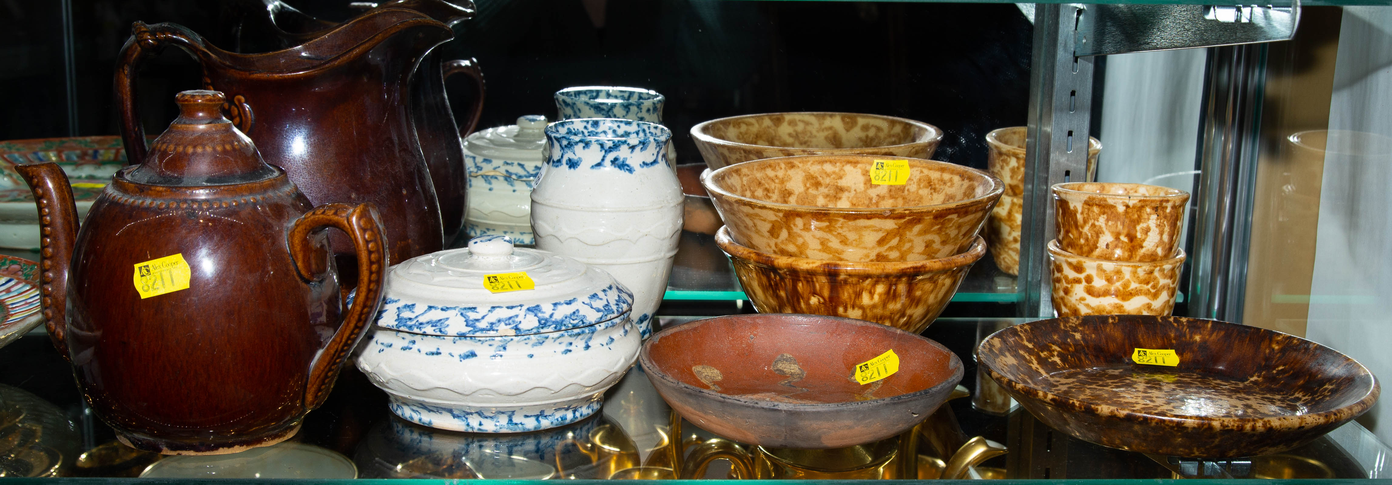 SELECTION OF AMERICAN POTTERY SERVING 288504