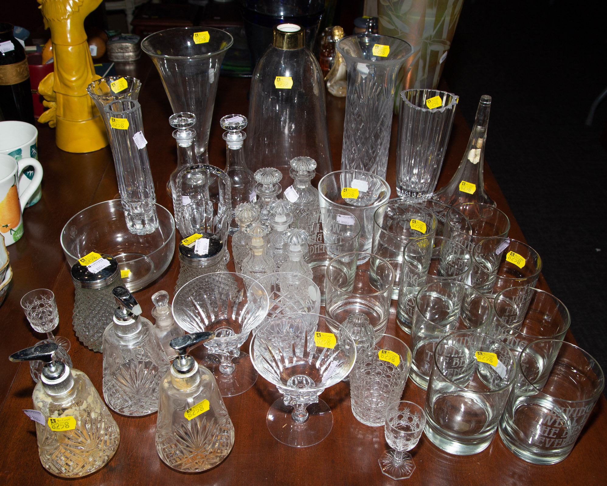 ASSORTED GLASSWARE Includes group