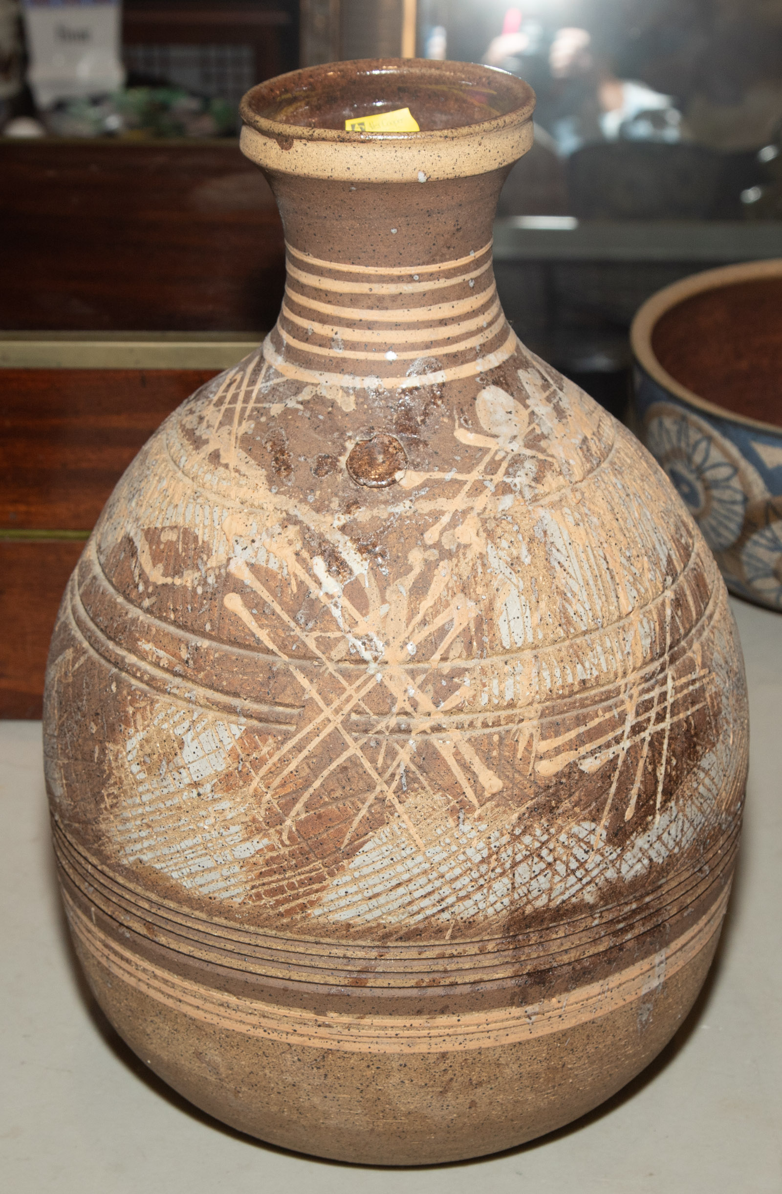 LARGE CHARLES COUNTS POTTERY VASE