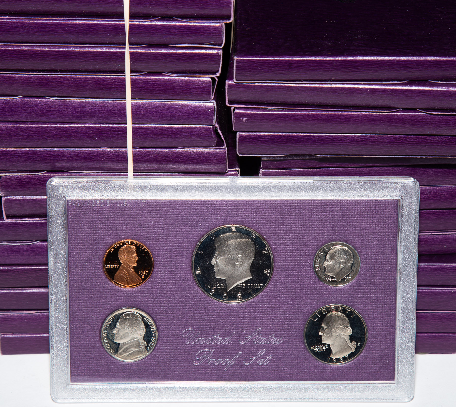 TWENTY NINE 1987 US PROOF SETS .