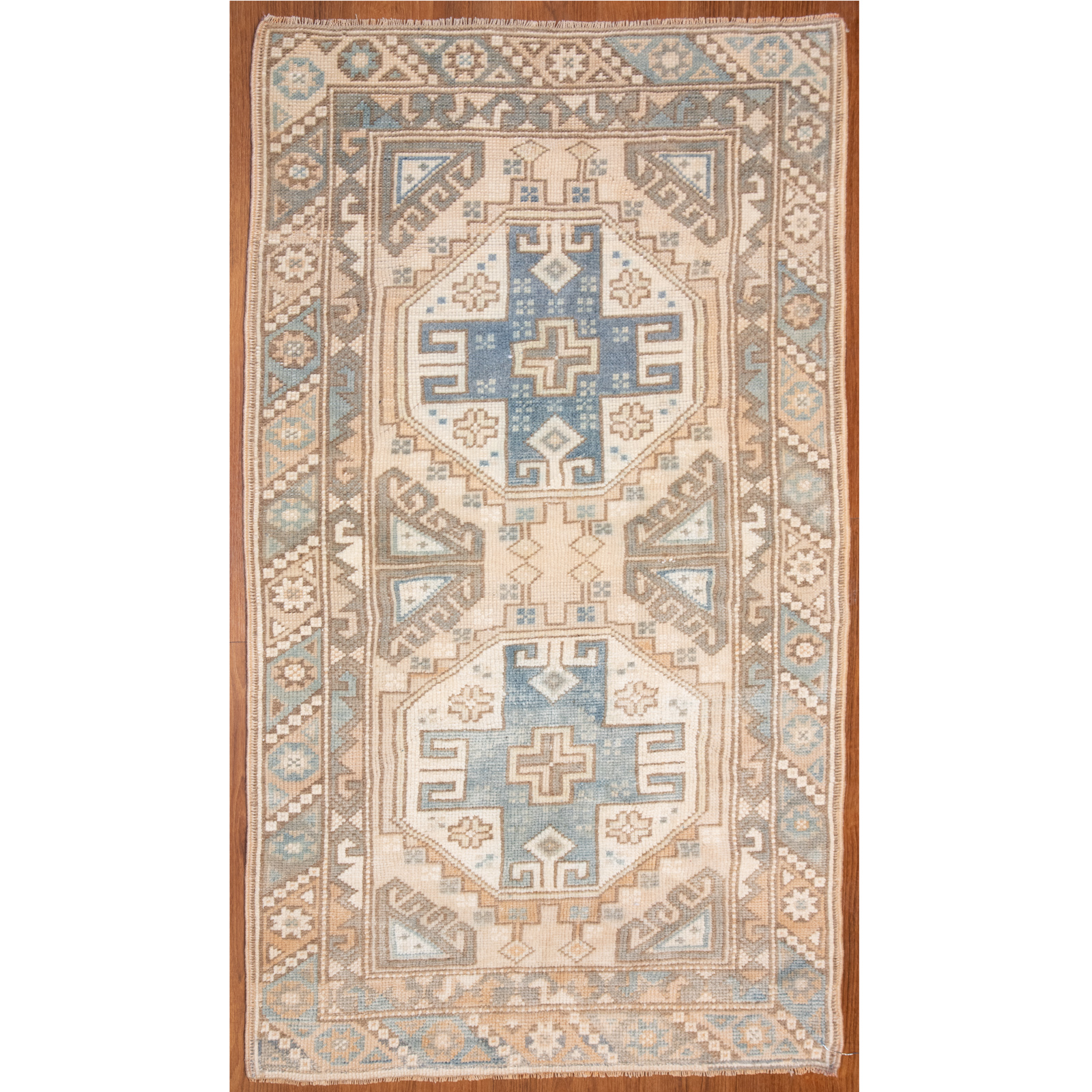 SEMI ANTIQUE OUSHAK RUG TURKEY  288792