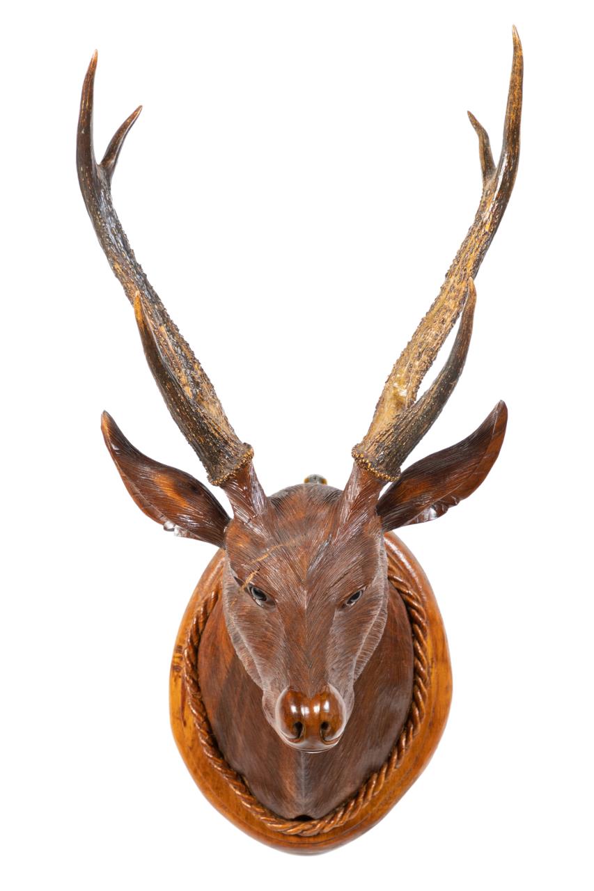BLACK FOREST STYLE DEER HEAD GLASS 288900
