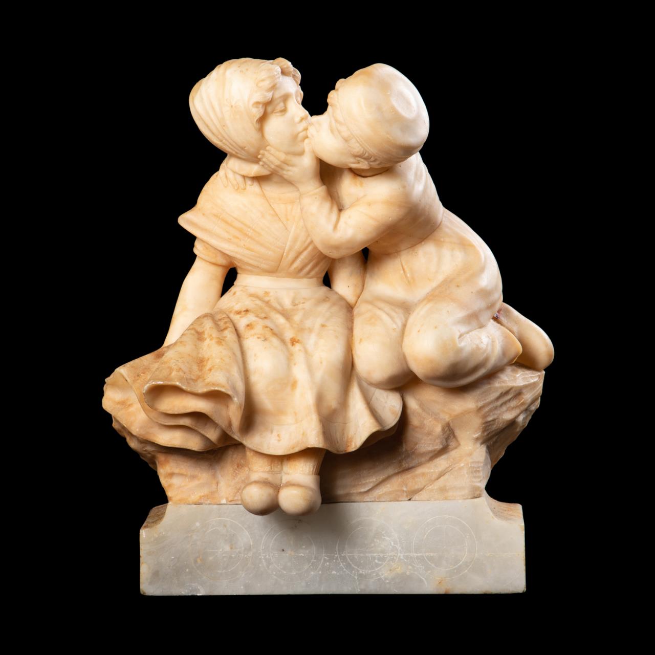 ITALIAN SCHOOL ALABASTER KISSING