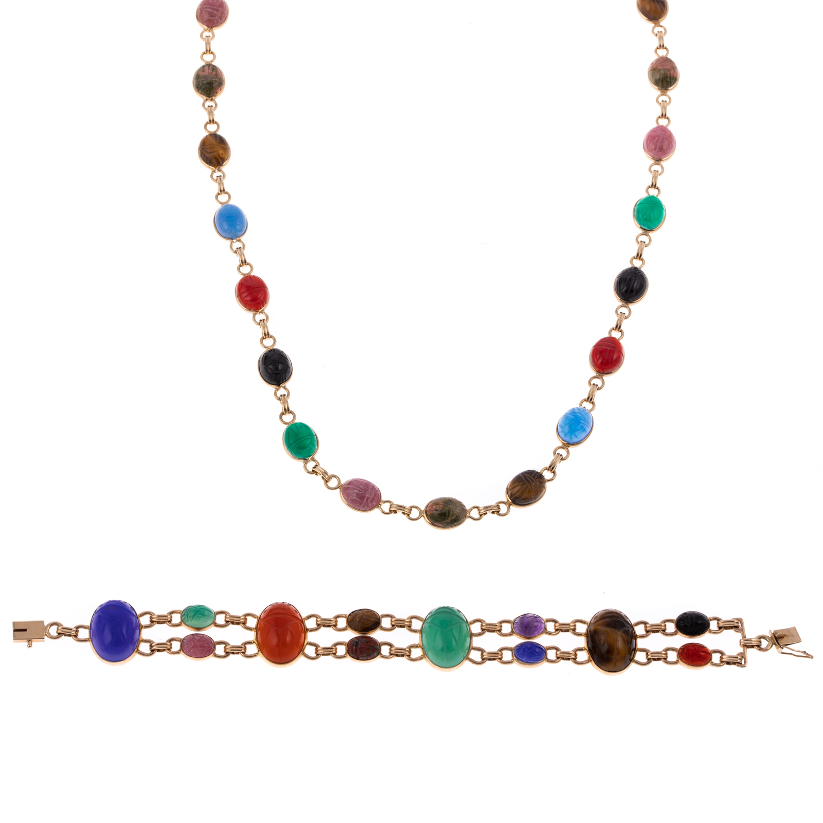 A MATCHING SCARAB NECKLACE & BRACELET