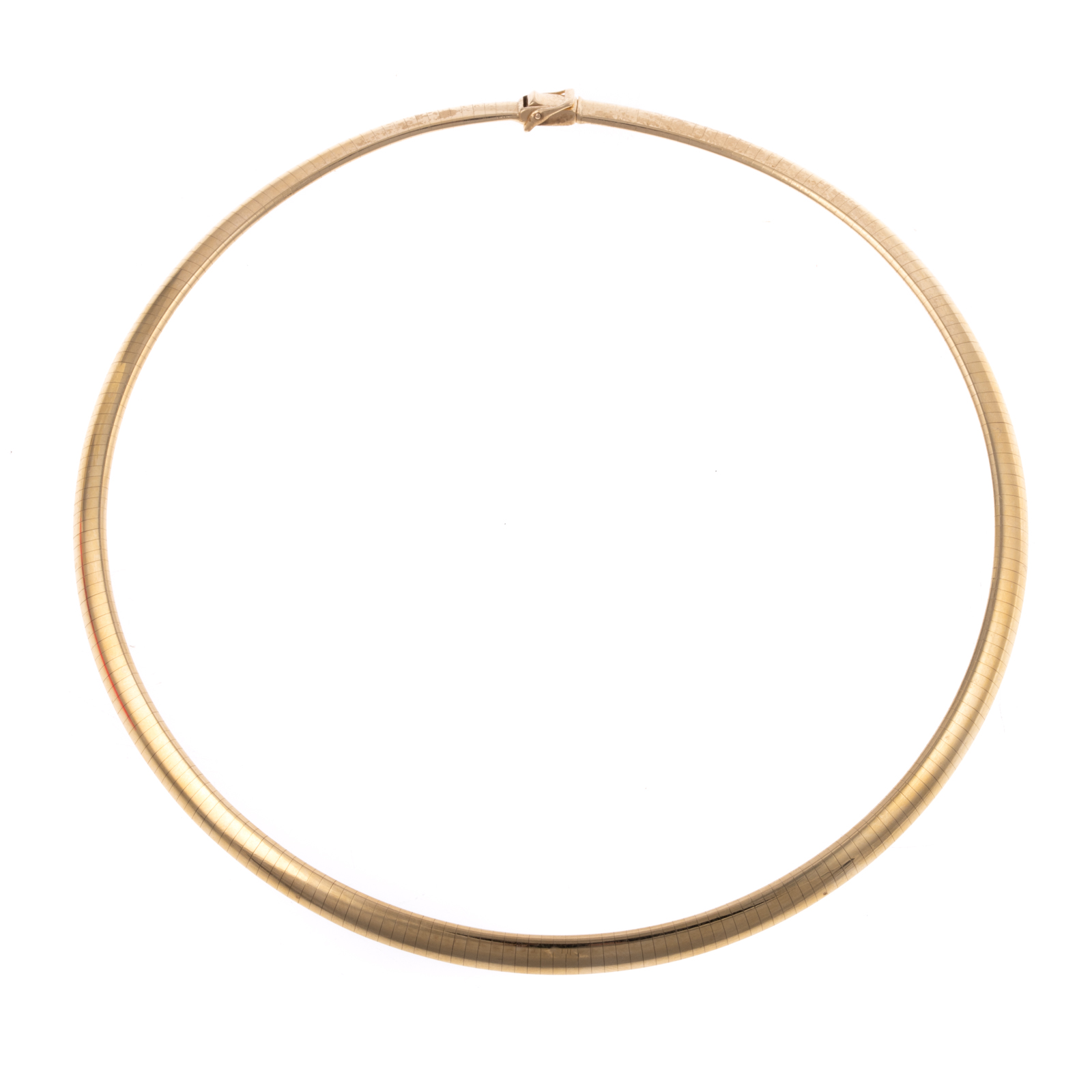 A 14K YELLOW GOLD OMEGA NECKLACE