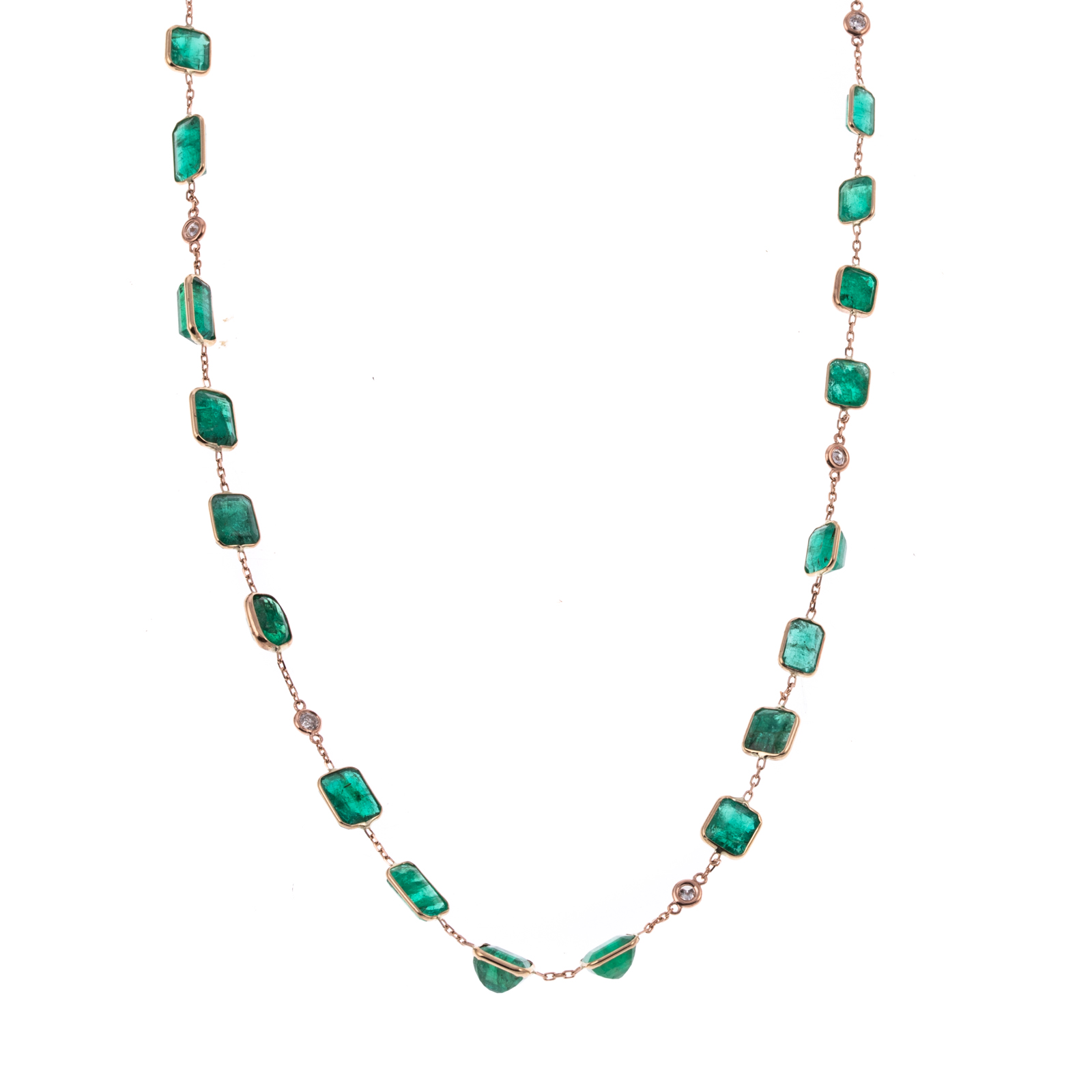 AN EMERALD DIAMOND STATION NECKLACE 288d08