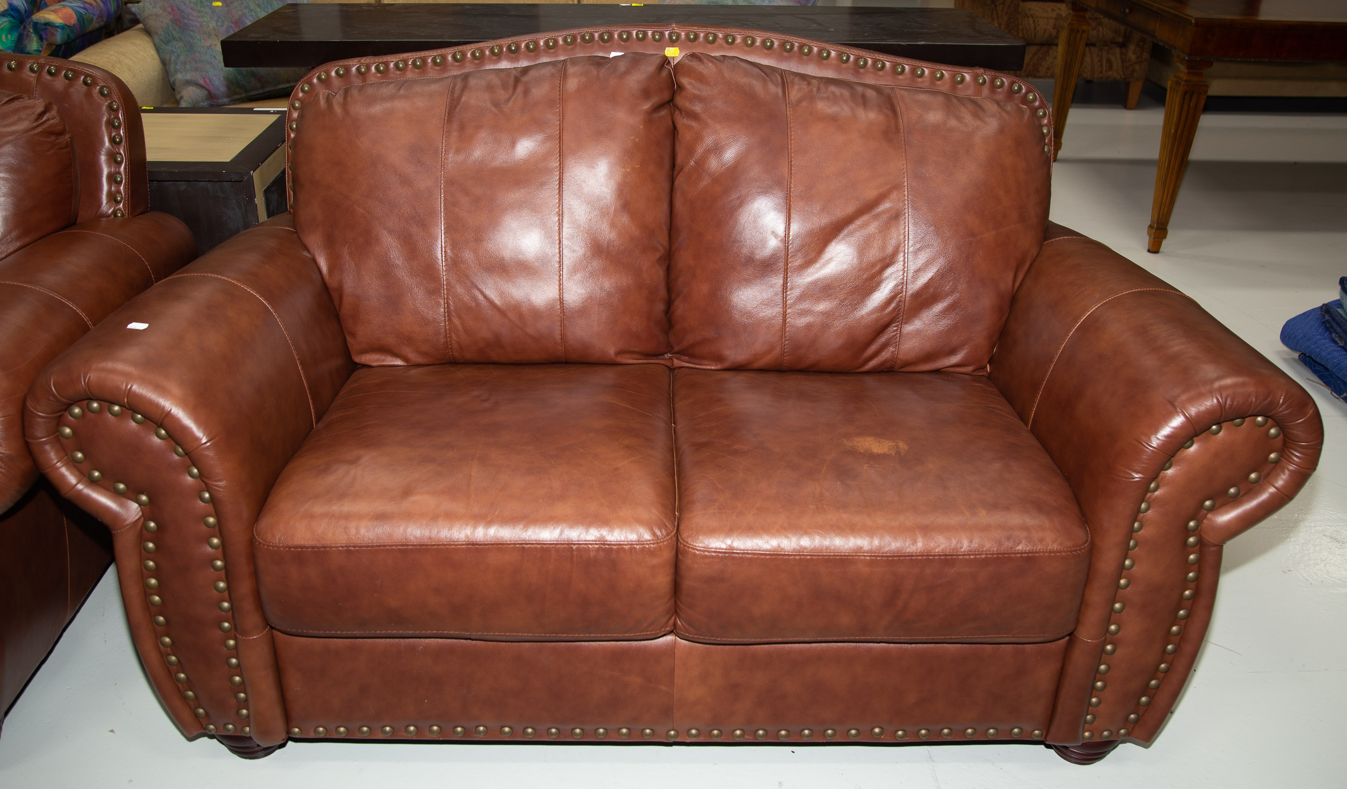 LEATHER LOVE SEAT Late 20th century,