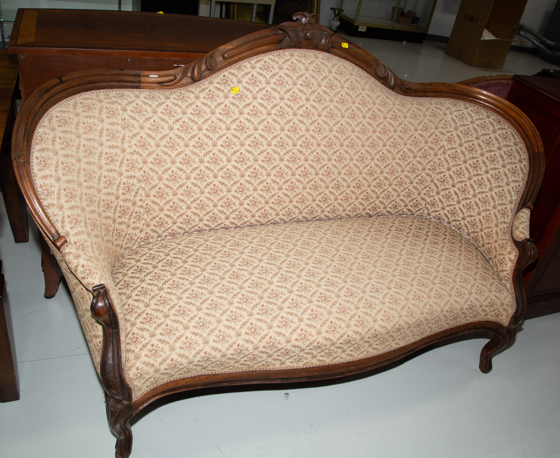 AMERICAN RENAISSANCE REVIVAL SOFA 289520