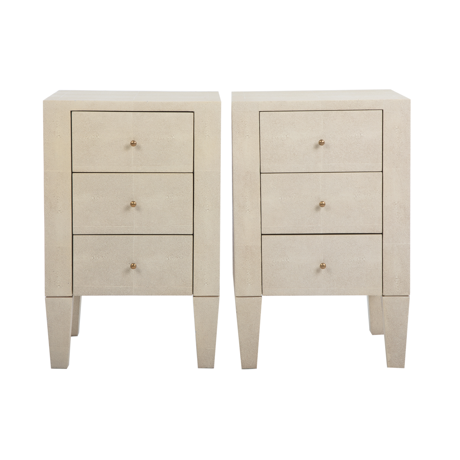 A PAIR OF CONTEMPORARY THREE DRAWER 28761d