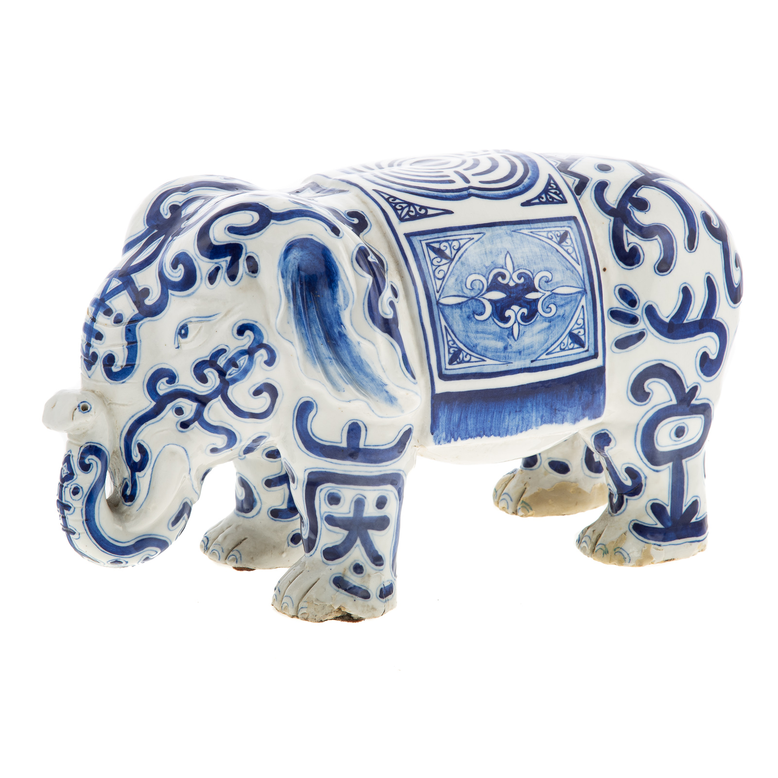 CHINESE BLUE WHITE PORCELAIN ELEPHANT 287859