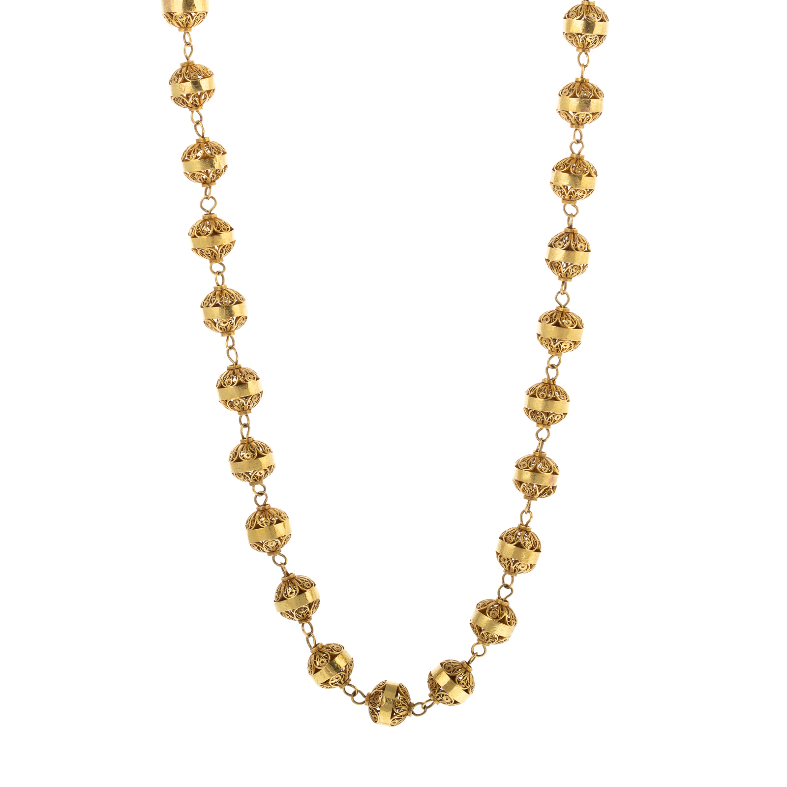 A LONG FILIGREE BEAD NECKLACE IN 2878b1
