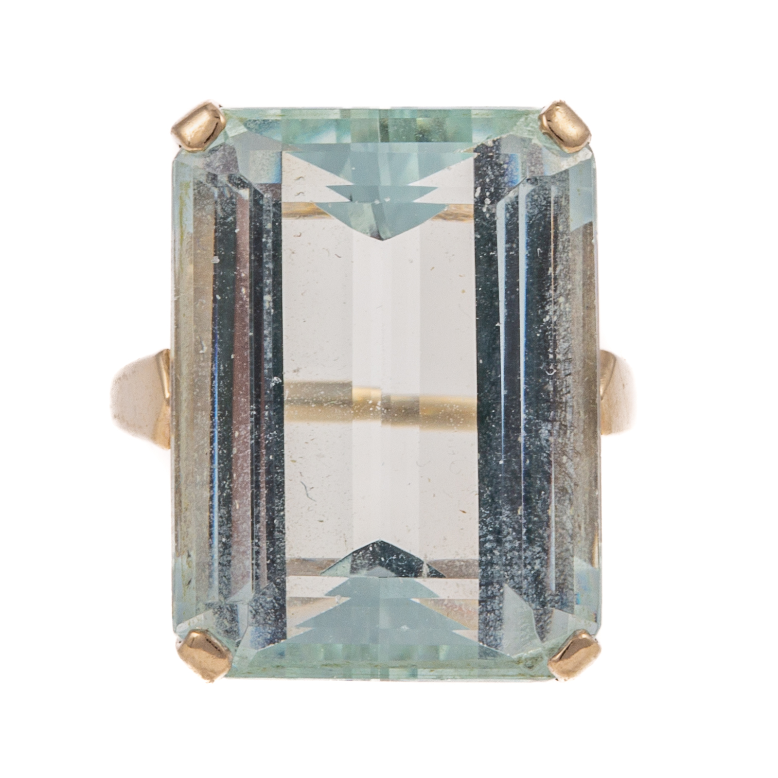 A 20.00 CT AQUAMARINE COCKTAIL