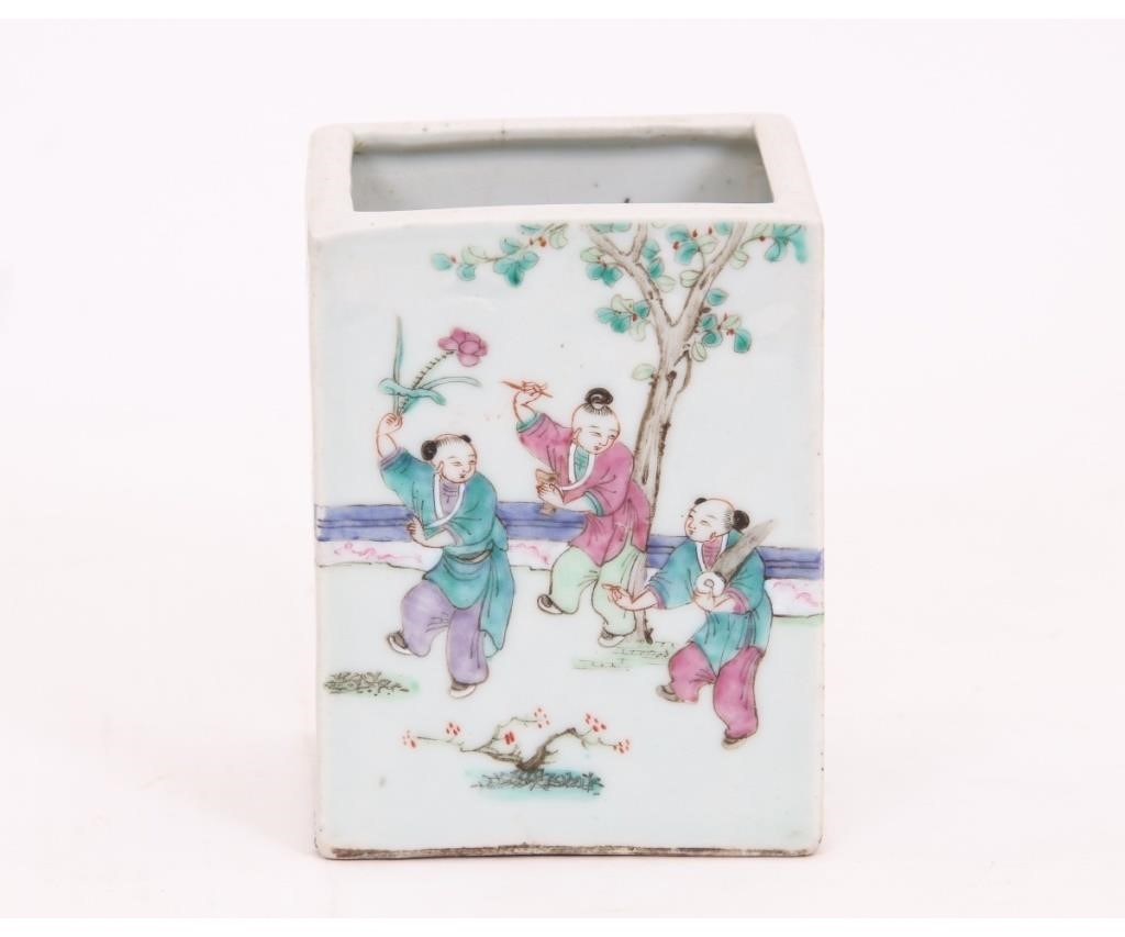 Square Chinese porcelain brush 28a821