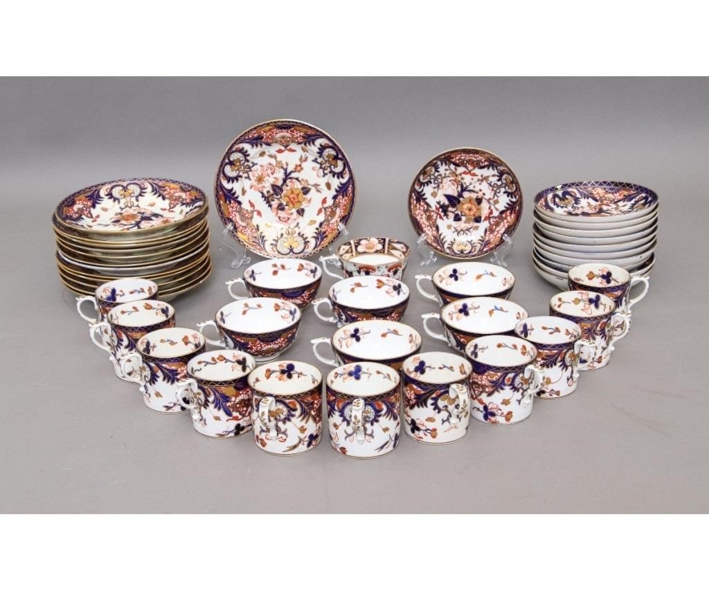 Thirteen Royal Crown Derby plates, 19th