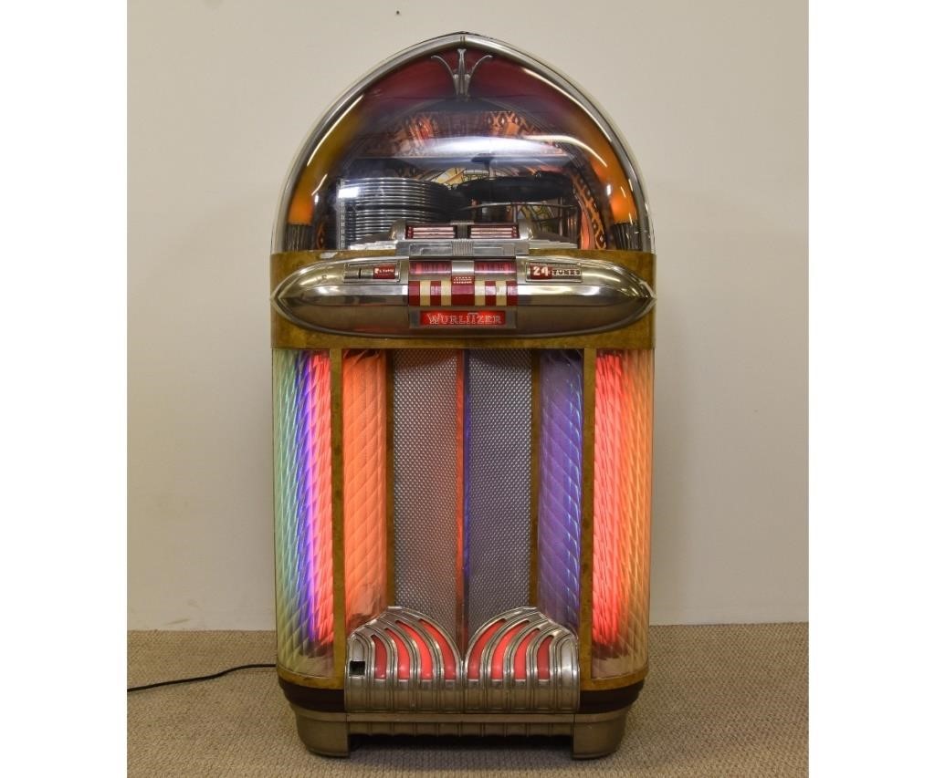 Vintage Wurlitzer juke box model